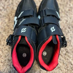Peloton Cycle Shoes Size 39
